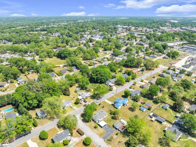 113 Carolina Avenue, Greer, SC 29650