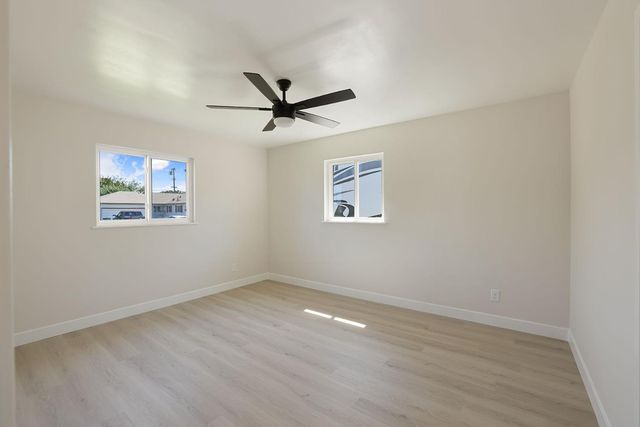 1901 W Locust St, Lodi, CA 95242