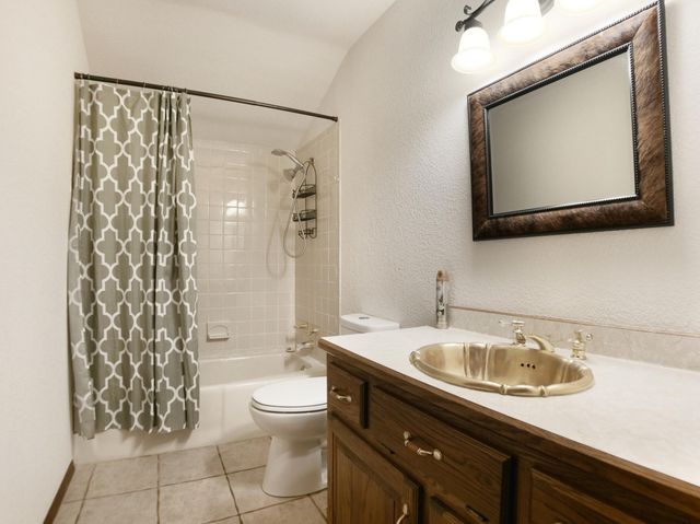 61801 E 94 Road, Miami, OK 74354