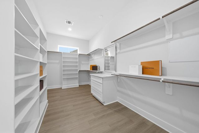 9419 Montridge Drive B, Houston, TX 77080