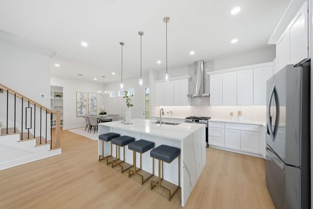 9419 Montridge Drive B, Houston, TX 77080
