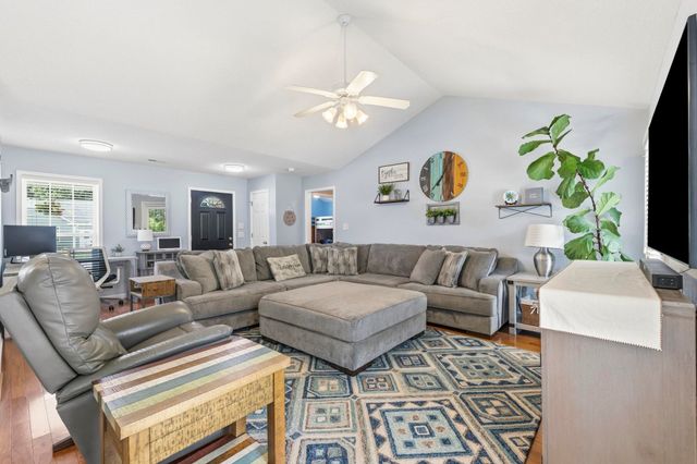 107 Rambling Rose Dr., Conway, SC 29527
