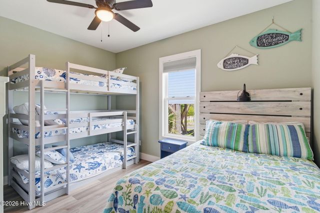 5205 E Pelican Drive, Oak Island, NC 28465