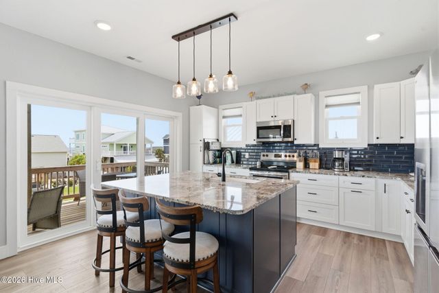 5205 E Pelican Drive, Oak Island, NC 28465