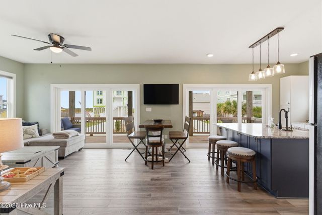 5205 E Pelican Drive, Oak Island, NC 28465
