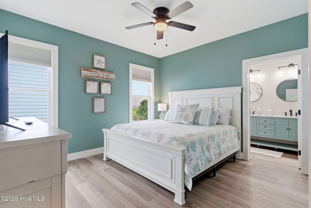 5205 E Pelican Drive, Oak Island, NC 28465