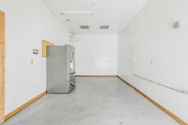 11658 Meadow Lane NE, Blaine, MN 55449