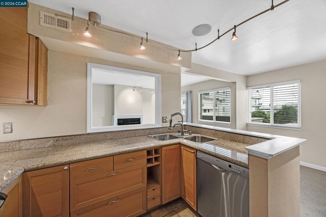 1810 Cole Ave 3, Walnut Creek, CA 94596