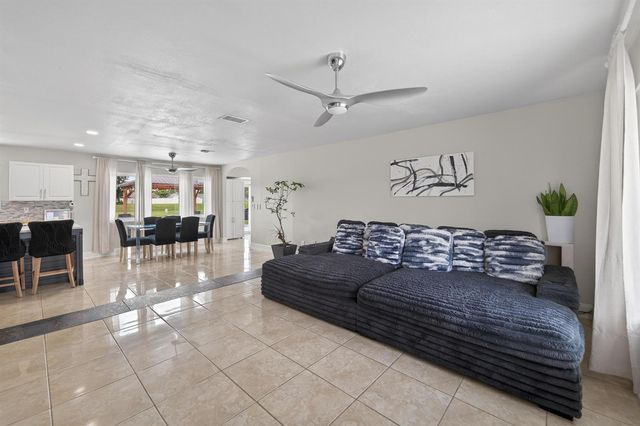 264 SW Cherryhill Road, Port St. Lucie, FL 34953
