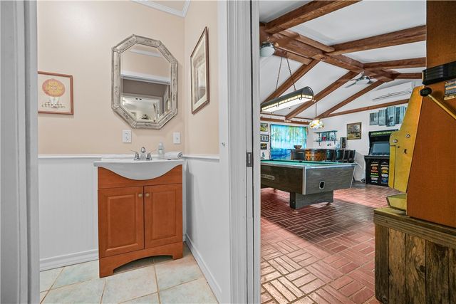3331 Bali Dr, Corpus Christi, TX 78418