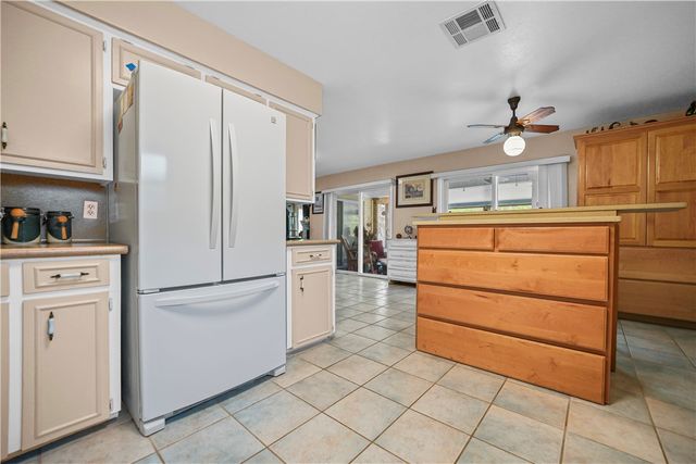 3331 Bali Dr, Corpus Christi, TX 78418
