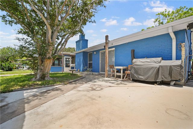 3331 Bali Dr, Corpus Christi, TX 78418