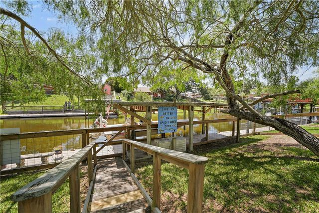 3331 Bali Dr, Corpus Christi, TX 78418