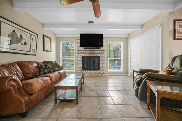 3331 Bali Dr, Corpus Christi, TX 78418