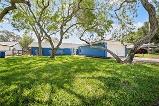3331 Bali Dr, Corpus Christi, TX 78418
