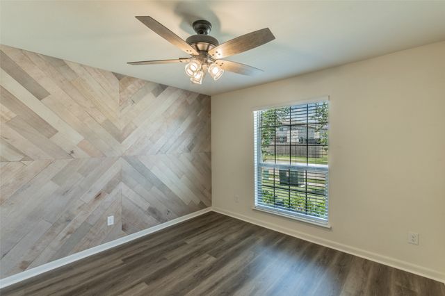 136 Morning Glory, Sanger, TX 76266