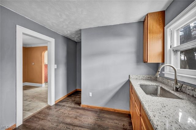 13313 Kuhlman Avenue, Cleveland, OH 44110