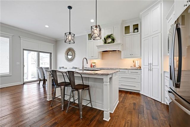 25064 W 112th Terrace, Olathe, KS 66061