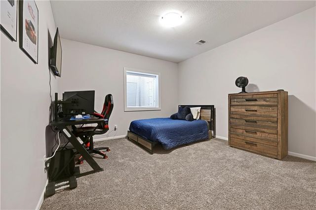 25064 W 112th Terrace, Olathe, KS 66061