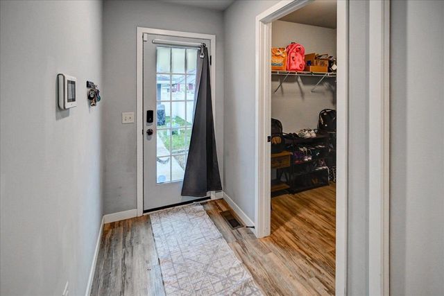 2412 Dunns Marsh Terrace, Madison, WI 53711