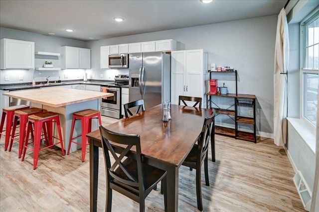 2412 Dunns Marsh Terrace, Madison, WI 53711