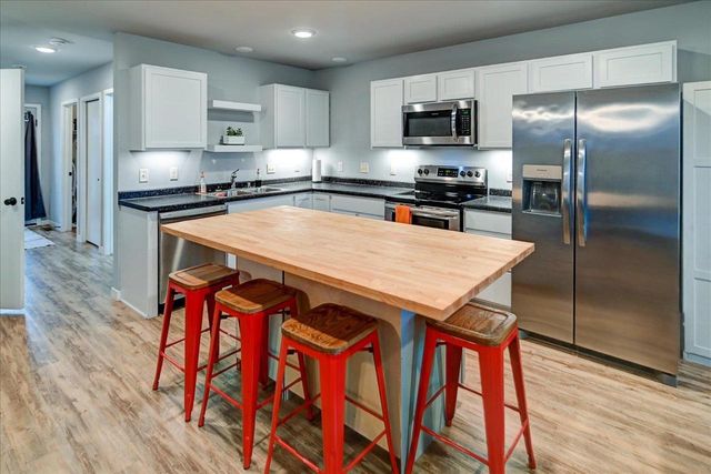 2412 Dunns Marsh Terrace, Madison, WI 53711