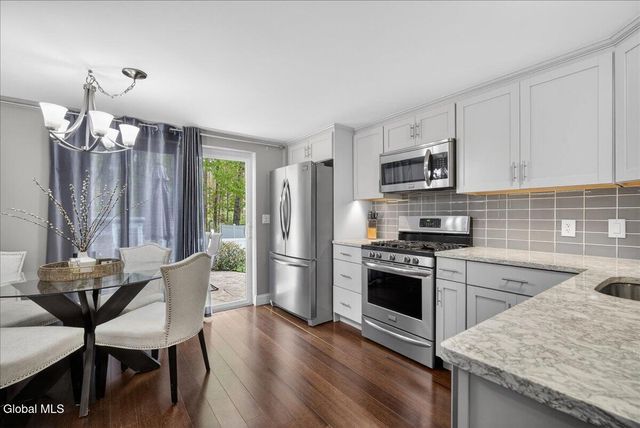 123 Thimbleberry Road, Malta, NY 12020