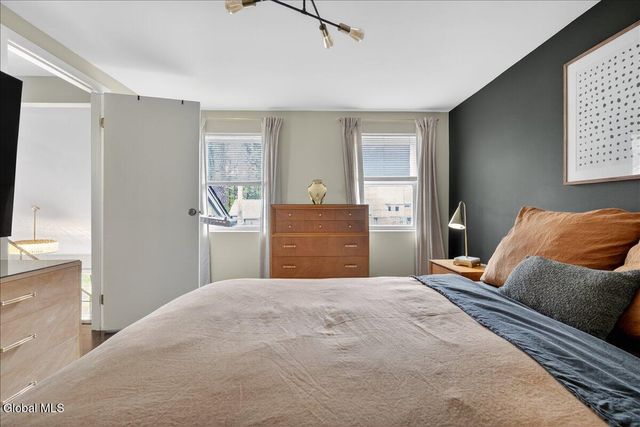 123 Thimbleberry Road, Malta, NY 12020