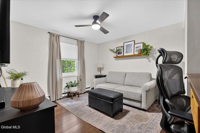 123 Thimbleberry Road, Malta, NY 12020