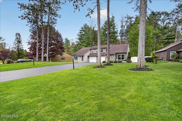 123 Thimbleberry Road, Malta, NY 12020