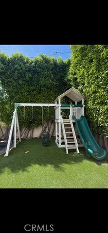 12212 Cantura Street, Studio City, CA 91604