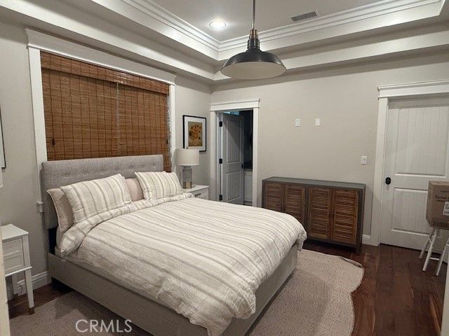 12212 Cantura Street, Studio City, CA 91604