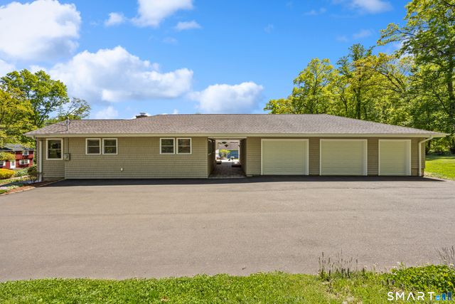 202 Hill Street, Hamden, CT 06514