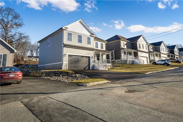 178 St. Louis Avenue, Woonsocket, RI 02895