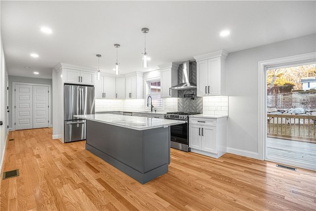 178 St. Louis Avenue, Woonsocket, RI 02895