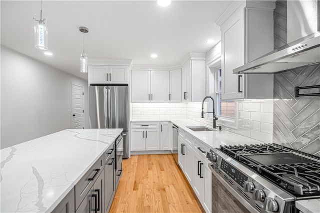 178 St. Louis Avenue, Woonsocket, RI 02895