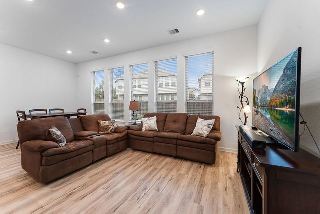 516 Bristol Tide Court, Conroe, TX 77304