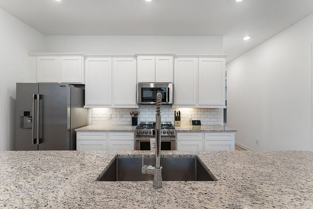 516 Bristol Tide Court, Conroe, TX 77304