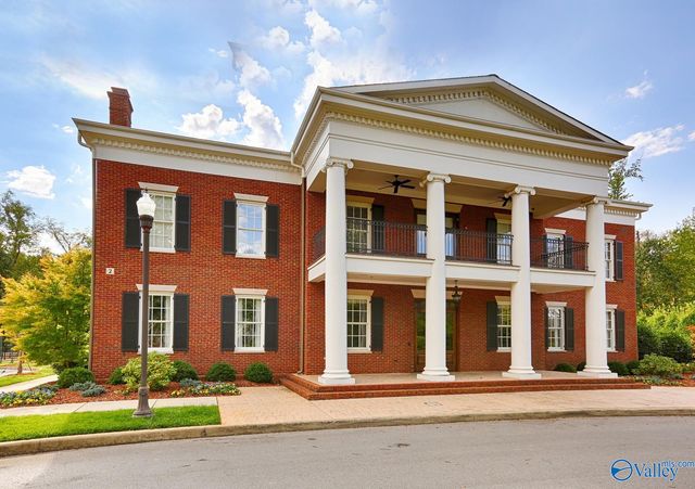 8 Angell Street NW, Huntsville, AL 35806