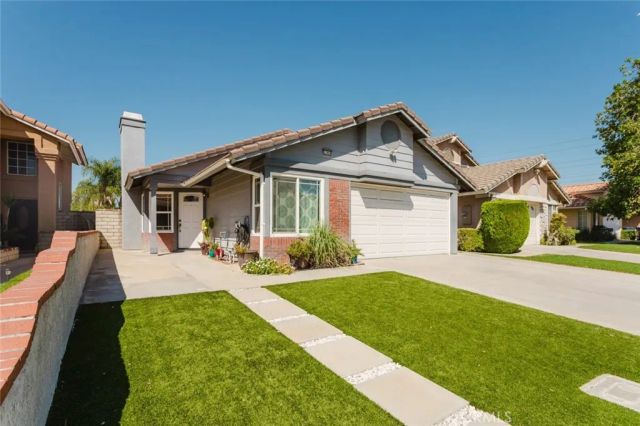 11458 Gold Hill Avenue, Fontana, CA 92337