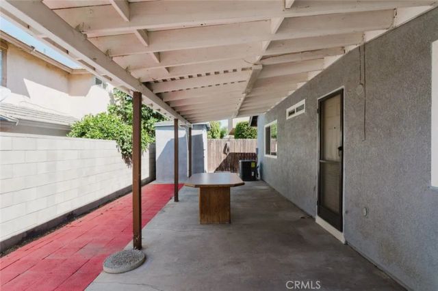 11458 Gold Hill Avenue, Fontana, CA 92337