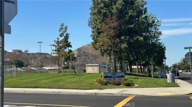 11458 Gold Hill Avenue, Fontana, CA 92337