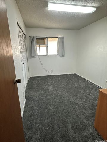 98-1379 Koaheahe Place 33, Pearl City, HI 96782