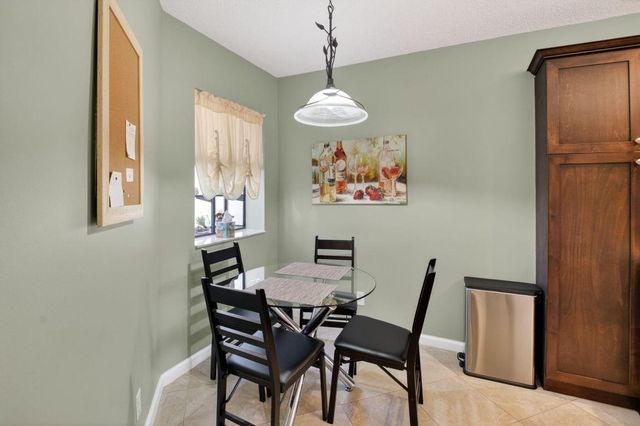 5374 Venetia Court B, Boynton Beach, FL 33437