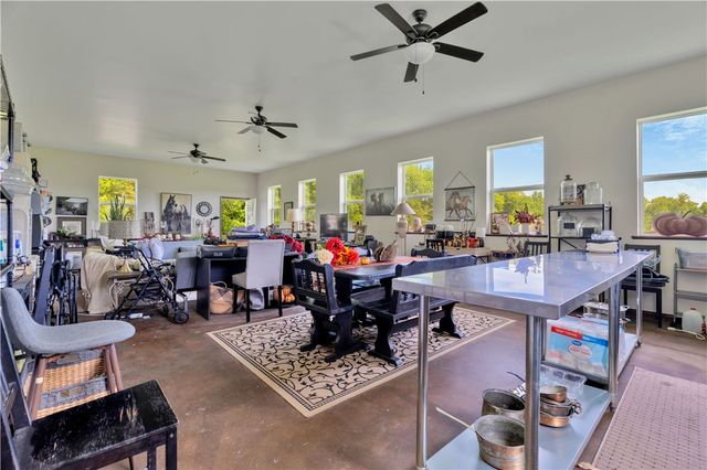 11023 Illinois Chapel Road, Prairie Grove, AR 72753