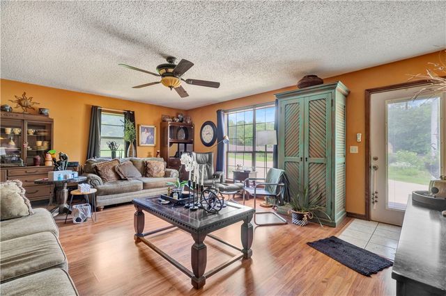 11023 Illinois Chapel Road, Prairie Grove, AR 72753