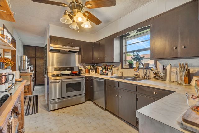 11023 Illinois Chapel Road, Prairie Grove, AR 72753