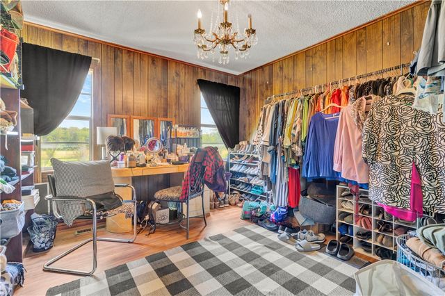 11023 Illinois Chapel Road, Prairie Grove, AR 72753