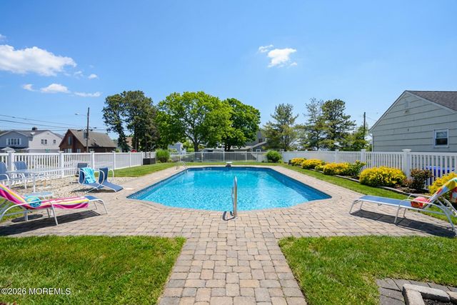 34 Greenville Drive, Brick, NJ 08723