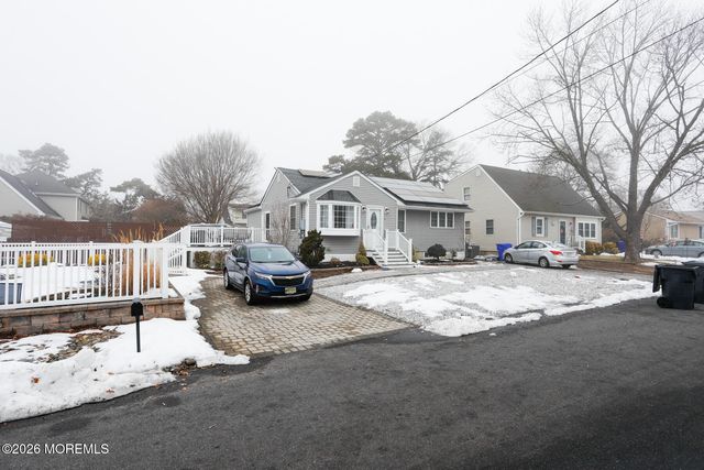 34 Greenville Drive, Brick, NJ 08723